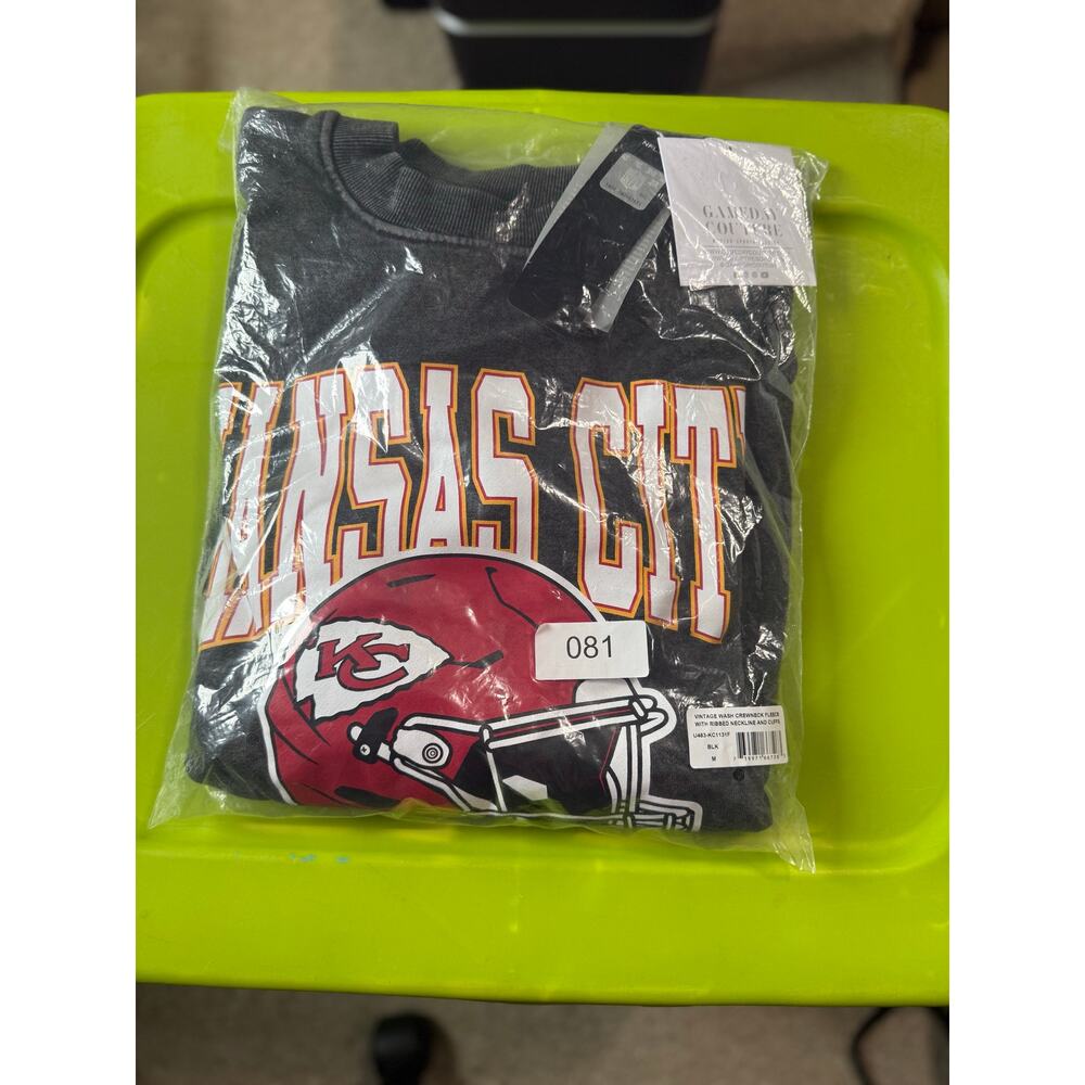 NWT Gameday Couture Vintage Wash Oversized Kansas City Crewneck Size M